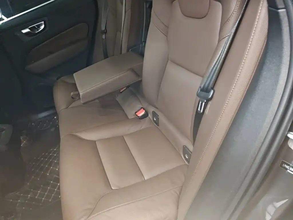 Volvo XC60 — миниатюра 17
