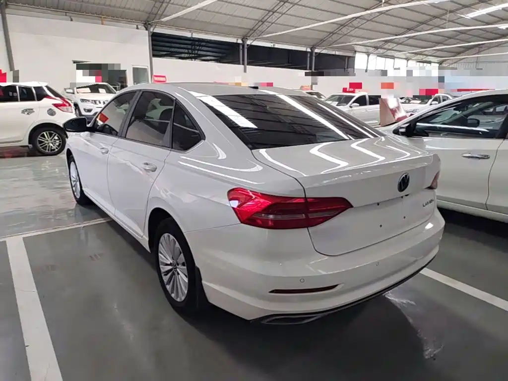 Volkswagen Lavida — миниатюра 5