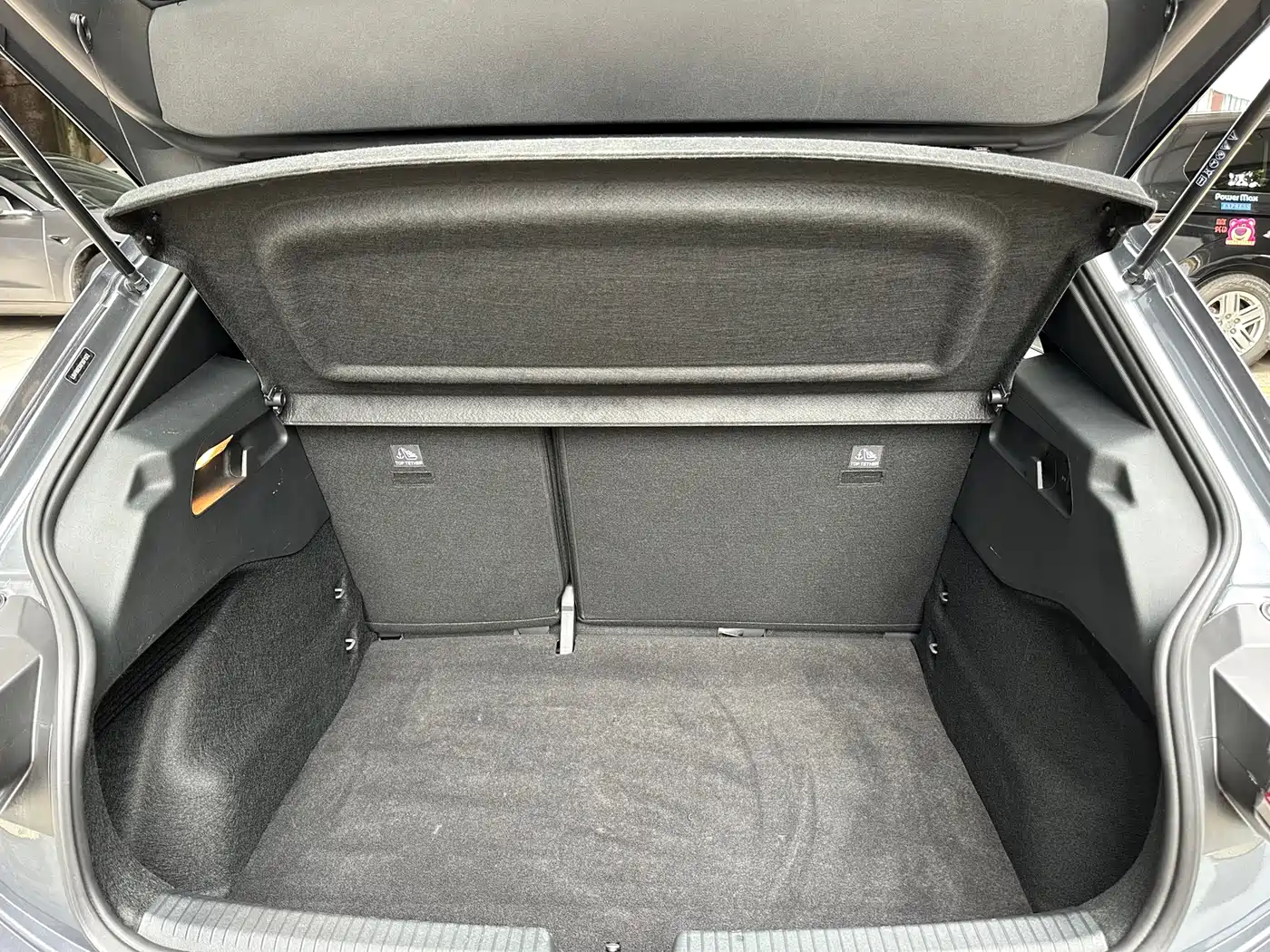 Volkswagen ID.3 2023 Silver/gray из Китая, фото 6