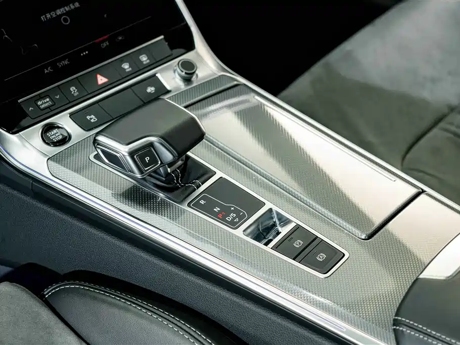 Audi A6L — миниатюра 11