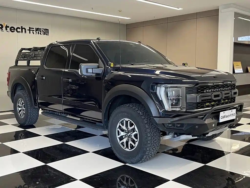 Ford F-150 Raptor — миниатюра 3