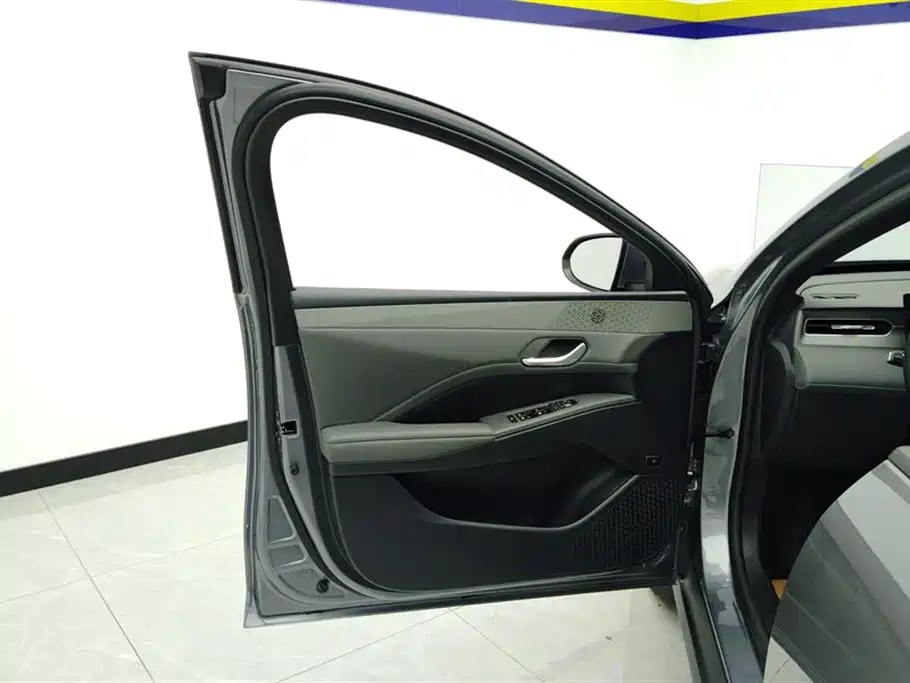 BYD Qin Plus PLUS 2025 DM-i Smart Drive 128KM