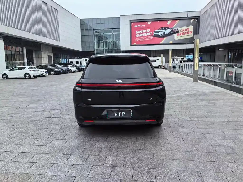 Li Auto L8 2023 Air