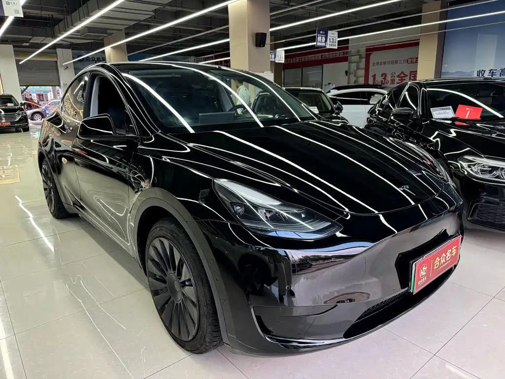 Tesla Model Y 2022 — фото 3