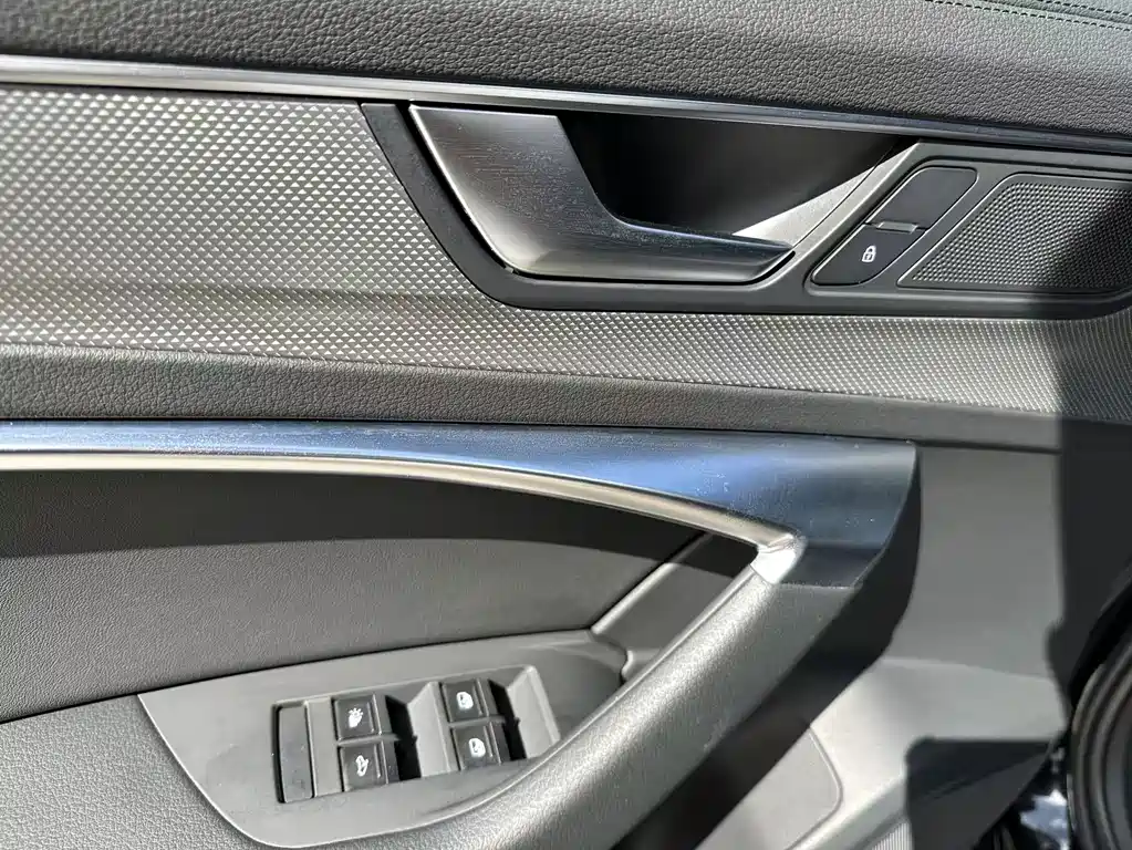 Audi A6L — миниатюра 19
