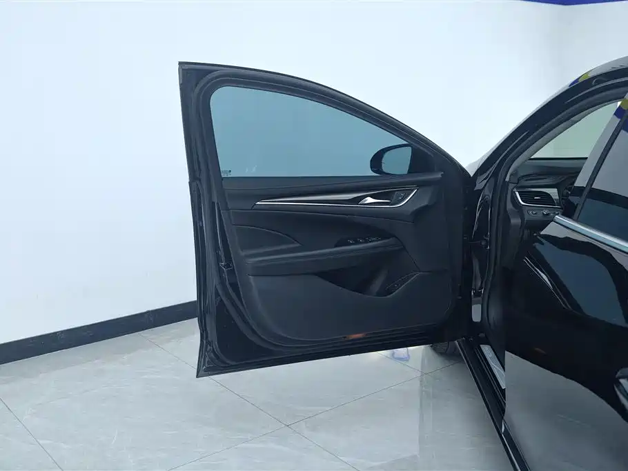 Buick LaCrosse 2022 552T Luxury