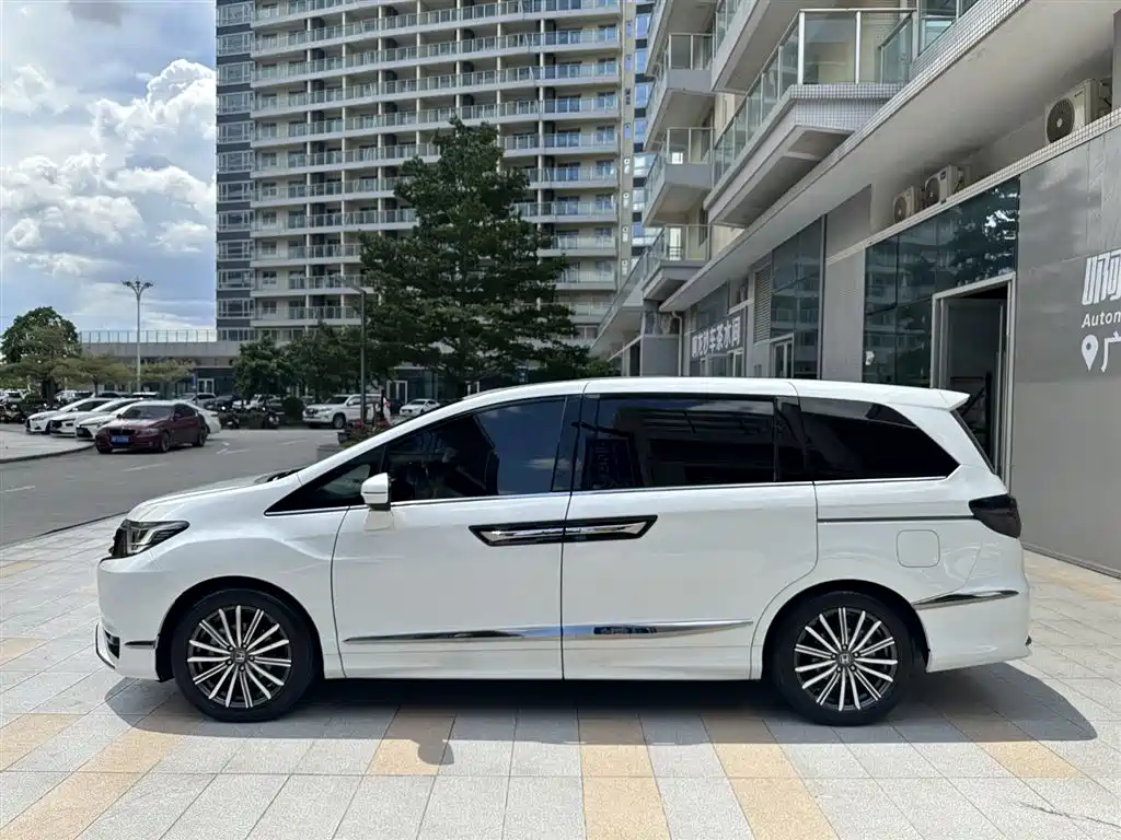 Honda Elysion 2022 2.0L e:HEV Luxury