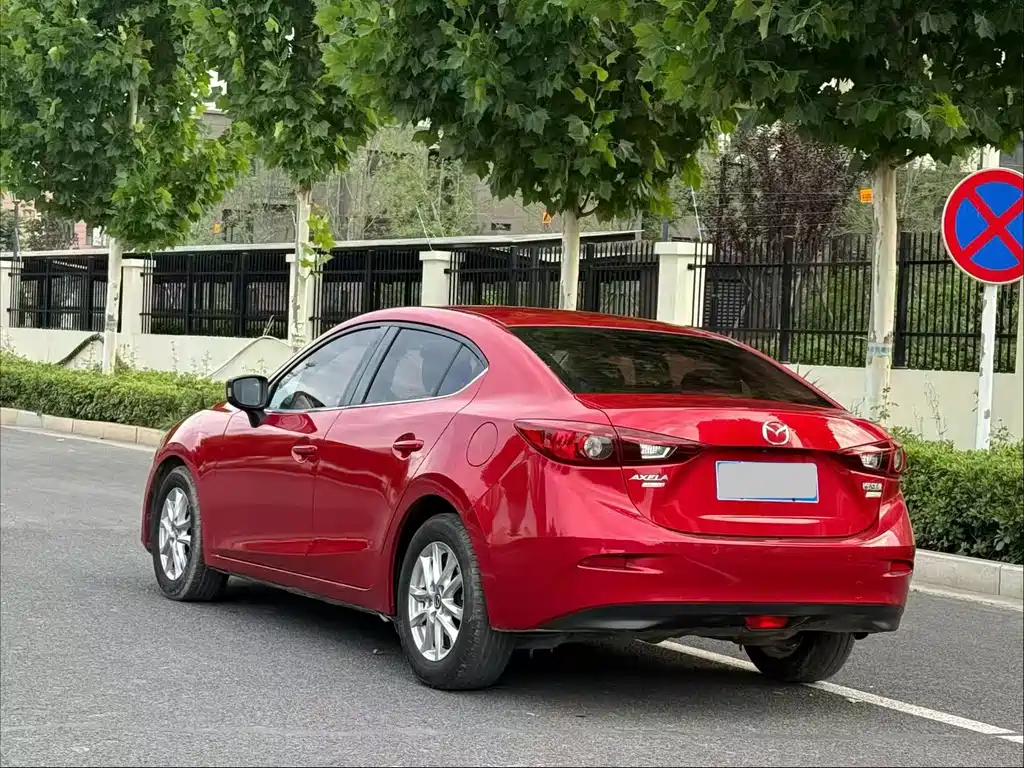Mazda 3 Axela — миниатюра 7