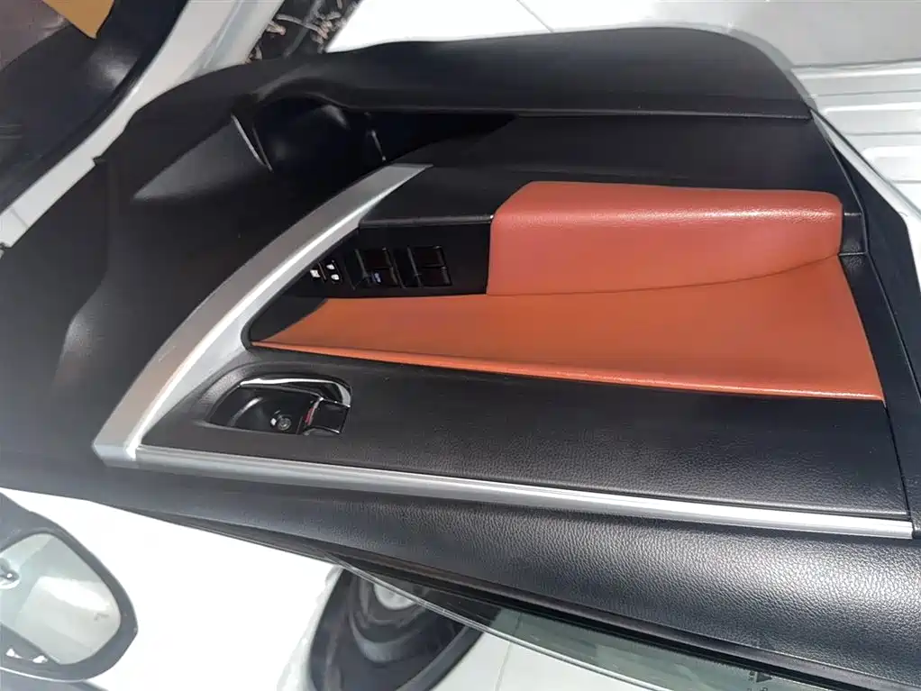 Toyota Corolla Levin 2018 185T CVT Luxury