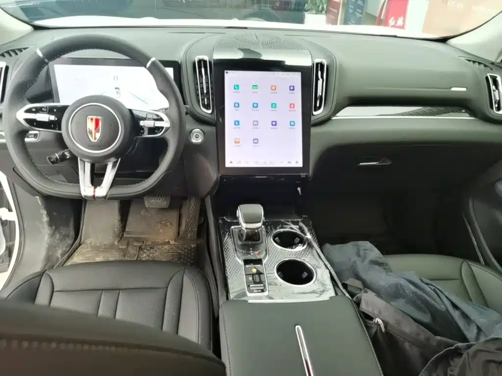 Hongqi Hongqi HS3 PHEV — миниатюра 10