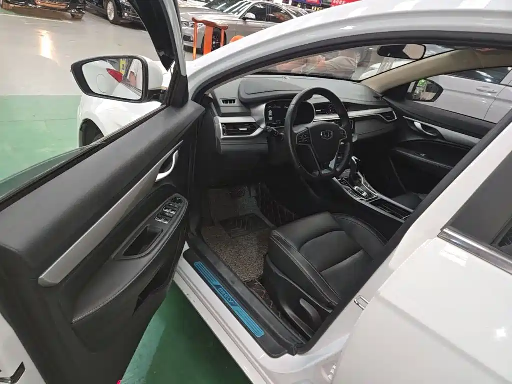 Geely Emgrand — миниатюра 16