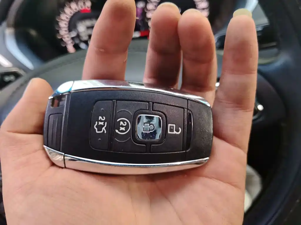 Lincoln MKZ — миниатюра 9
