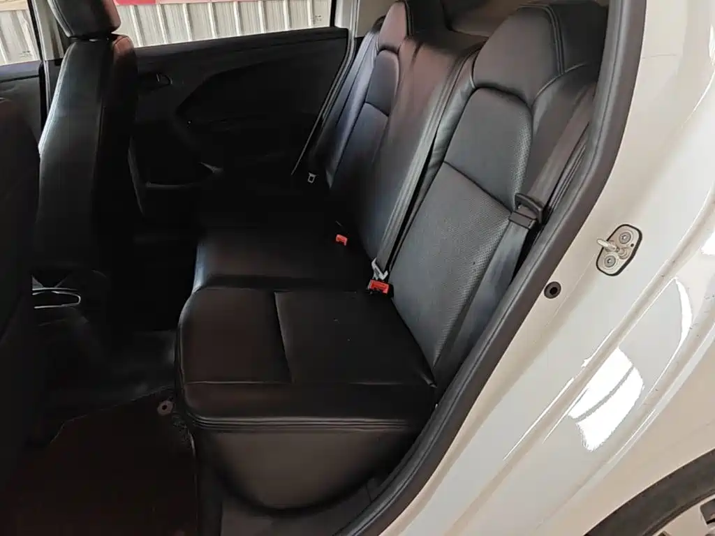 Peugeot 301 — миниатюра 17