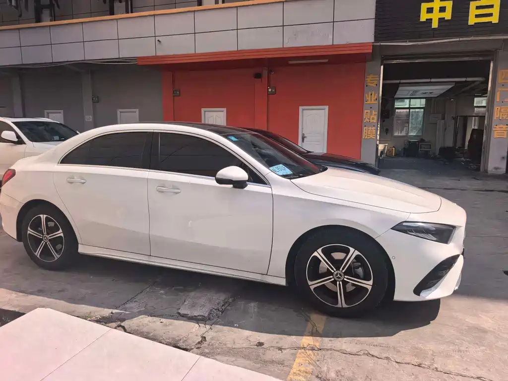 Mercedes-Benz A-Class — миниатюра 8
