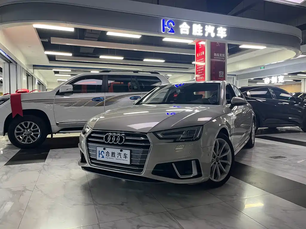Купить Audi A4L