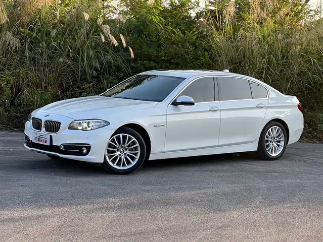 BMW 5 SERIES 2016