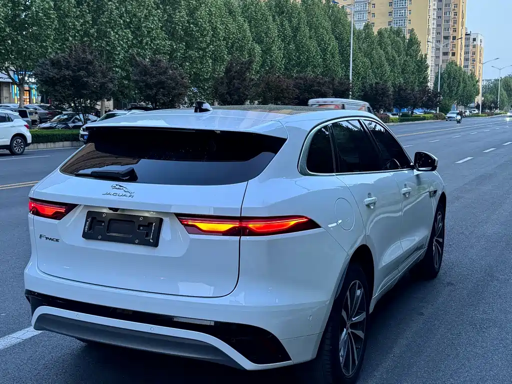 Jaguar F-Pace 2021 250PS R-Dynamic S