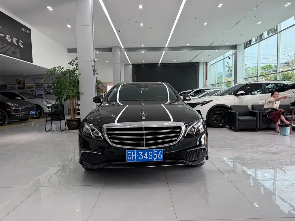 Mercedes-Benz E-Class 2016
