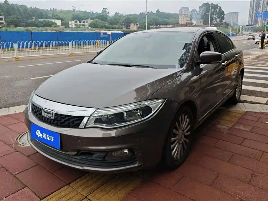 Qoros Qoros 3 2014