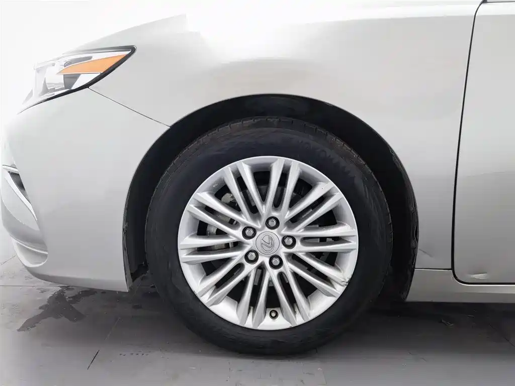 Lexus ES — фотографии объявления, Фото 17