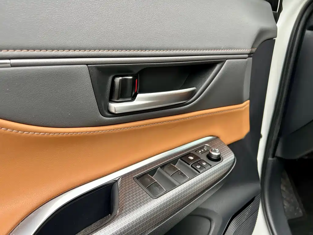 Toyota Venza 2022 2.0L CVT Luxury