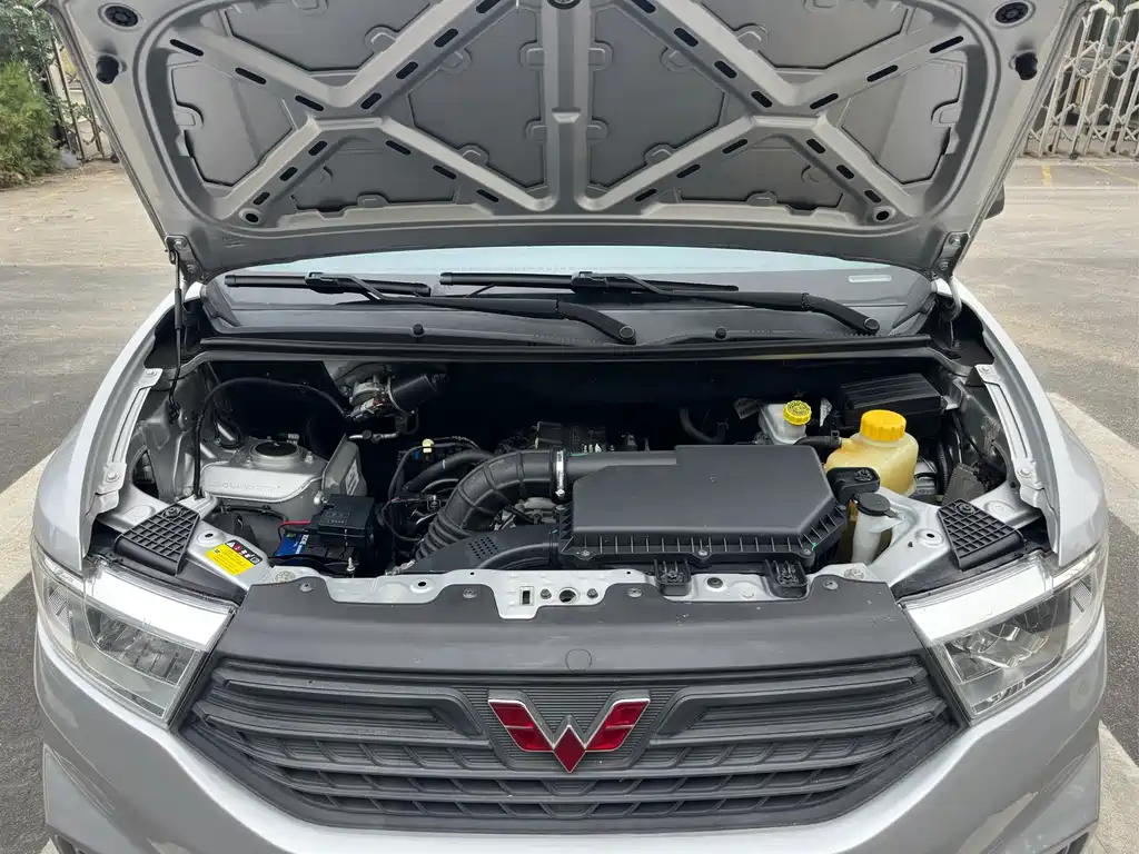 Wuling Hongguang V 2022 — фото 21