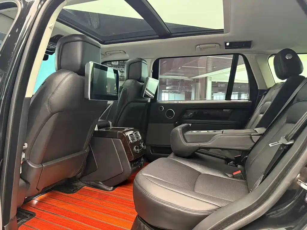 Land Rover Range Rover 2020 3.0 L6 Long Wheelbase