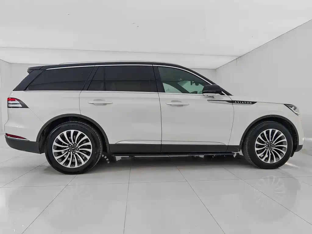 Lincoln Aviator 2020 3.0T V6