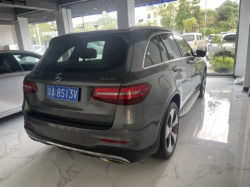 Mercedes-Benz GLC 2016 GLC 300 4MATIC Luxury