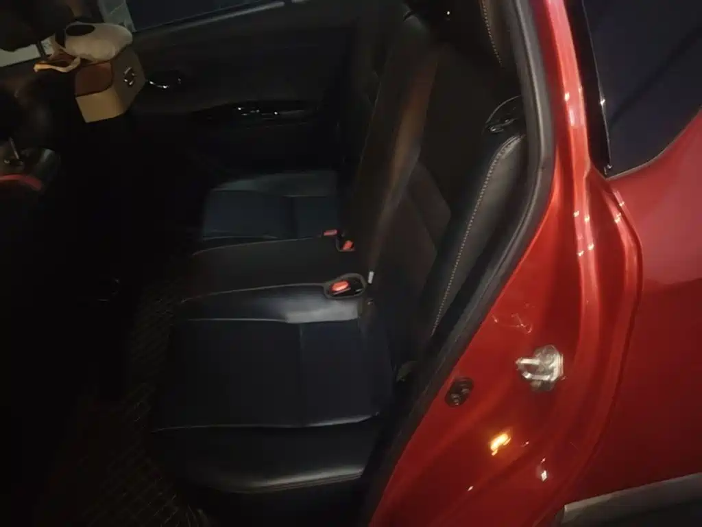 Toyota Yaris L — миниатюра 22