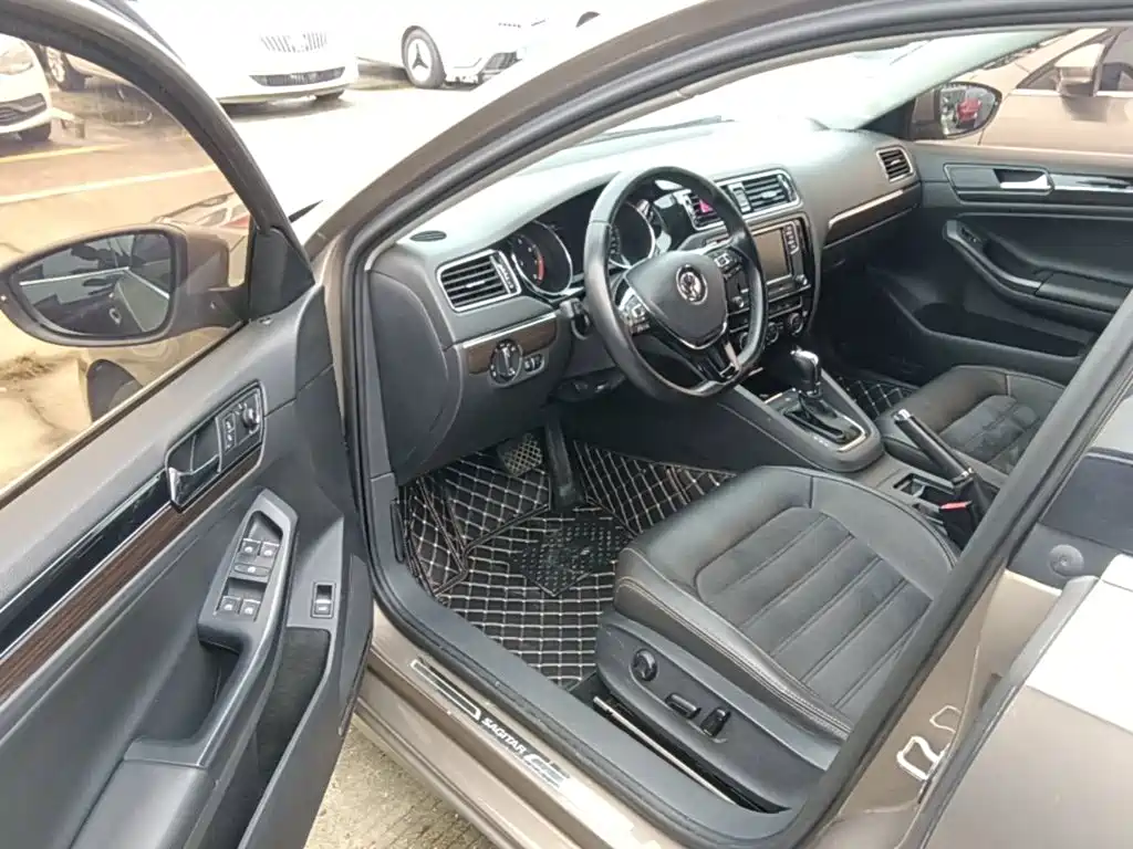 Volkswagen Sagitar — миниатюра 16