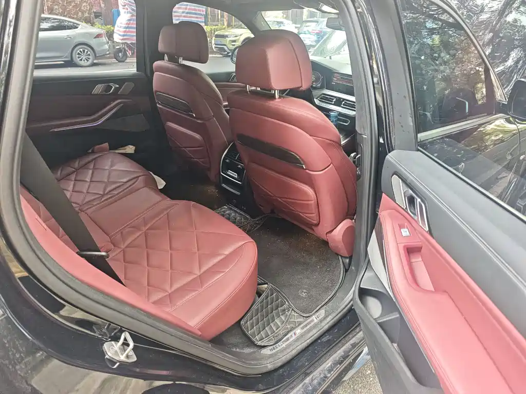 BMW X5 2022 xDrive 40Li M Sport
