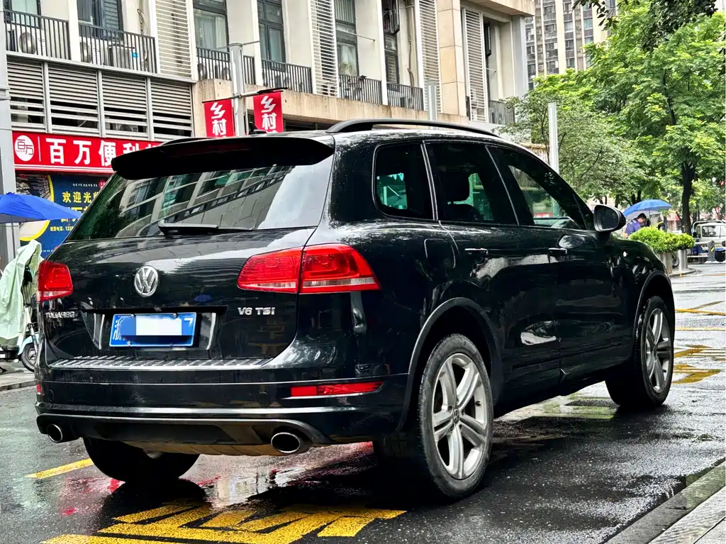 Volkswagen Touareg 2012 R-Line Luxury