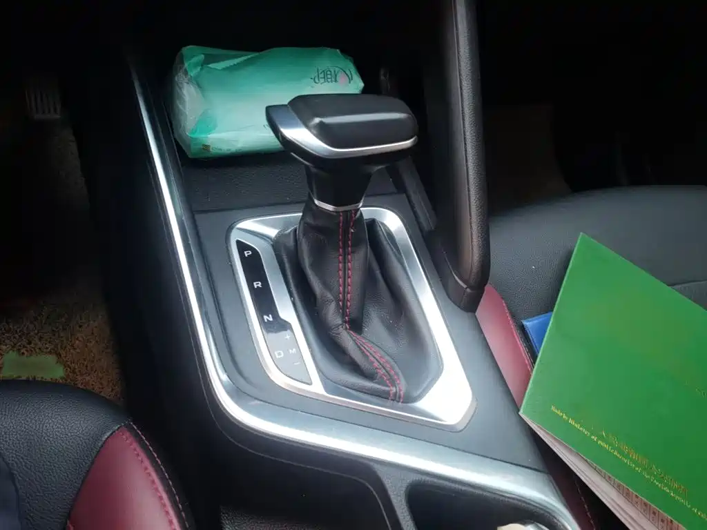 Geely Vision X3 — миниатюра 7