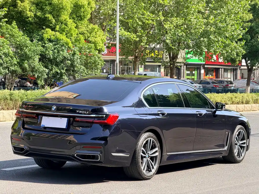 BMW 7 Series 7 2021 730Li M Sport
