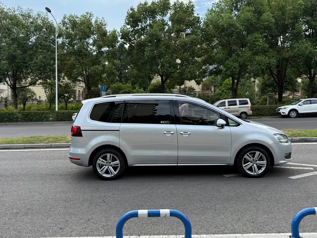 Volkswagen Sharan — миниатюра 4