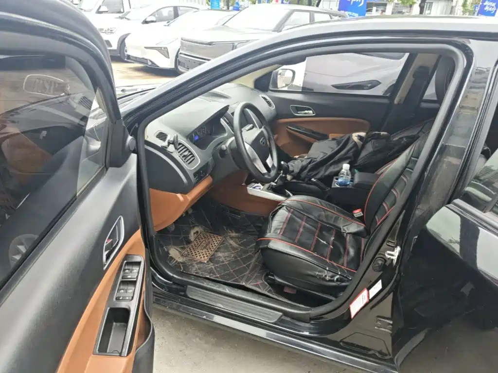 Geely King Kong — миниатюра 21