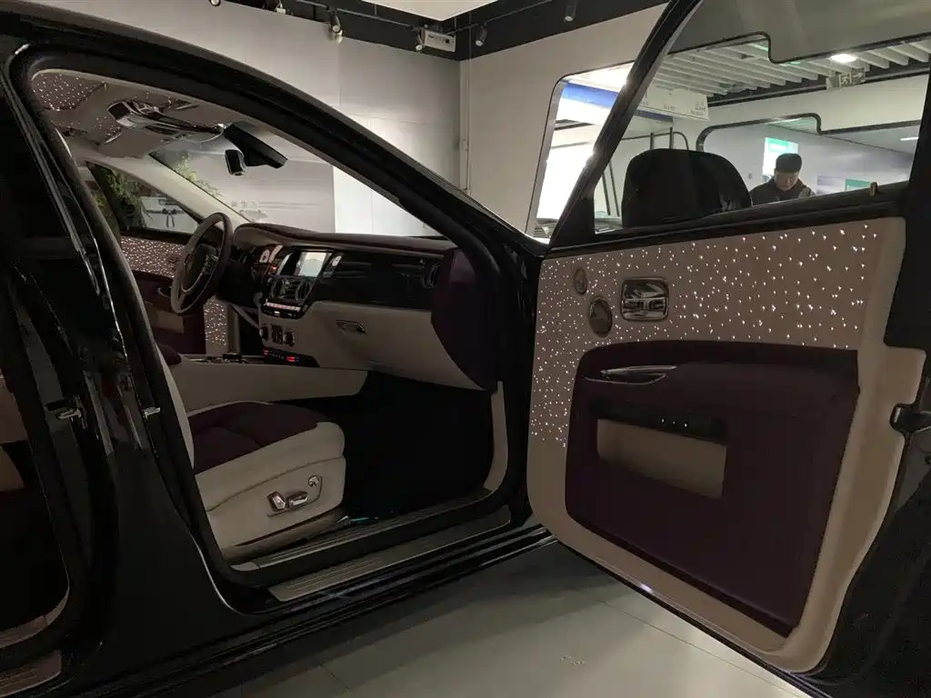 Rolls-Royce Ghost — фотографии объявления, Фото 17