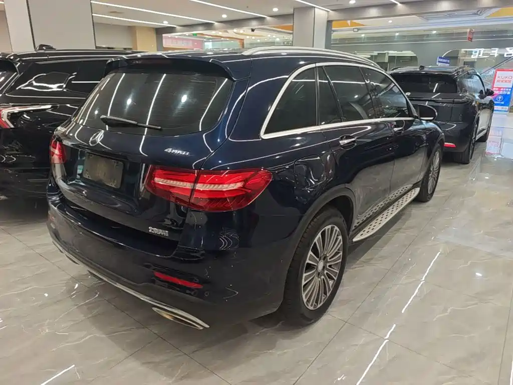 Mercedes-Benz GLC 2017 GLC 260 4MATIC