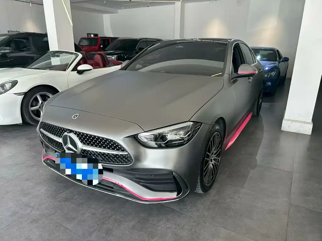 Mercedes-Benz C-Class 2024