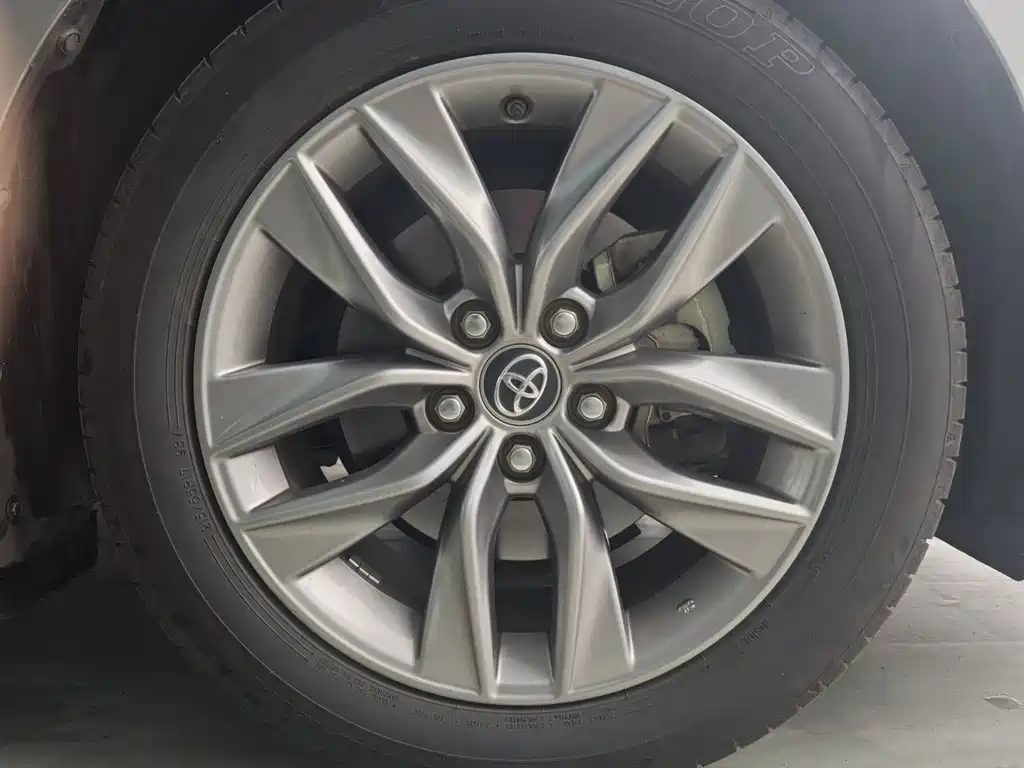 Toyota Avalon 2021 2.5L Luxury