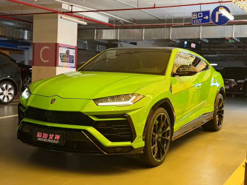 Lamborghini Urus