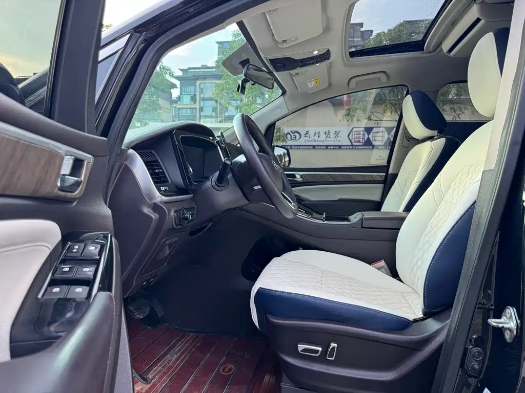 GAC M8 2021 390T Luxury