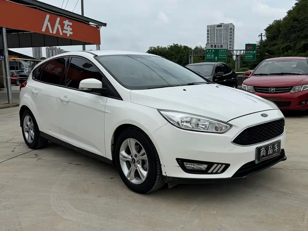 Ford Focus 2015 1.6L AT Comfort