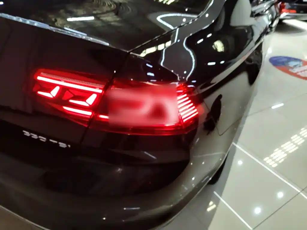 Volkswagen Magotan 2020 330TSI DSG Lead