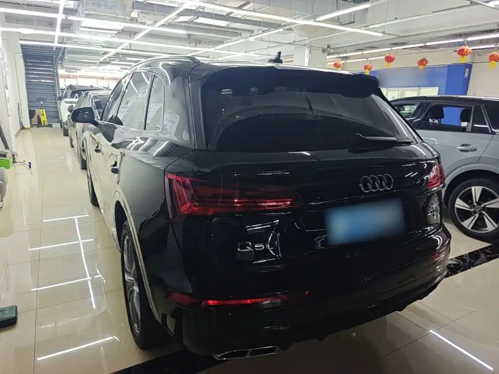 Audi Q5L 2024 40 TFSI Luxury
