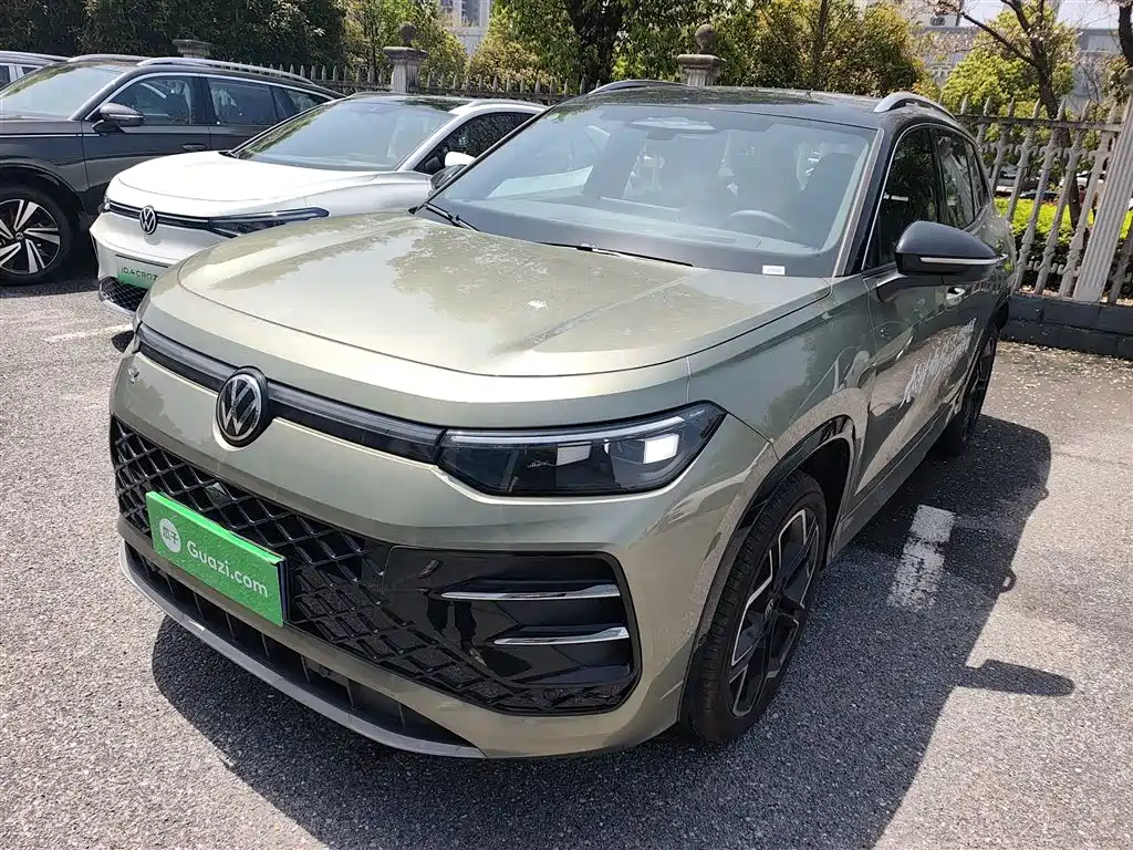 Volkswagen Tayron 2025 L 380TSI Luxury Easy