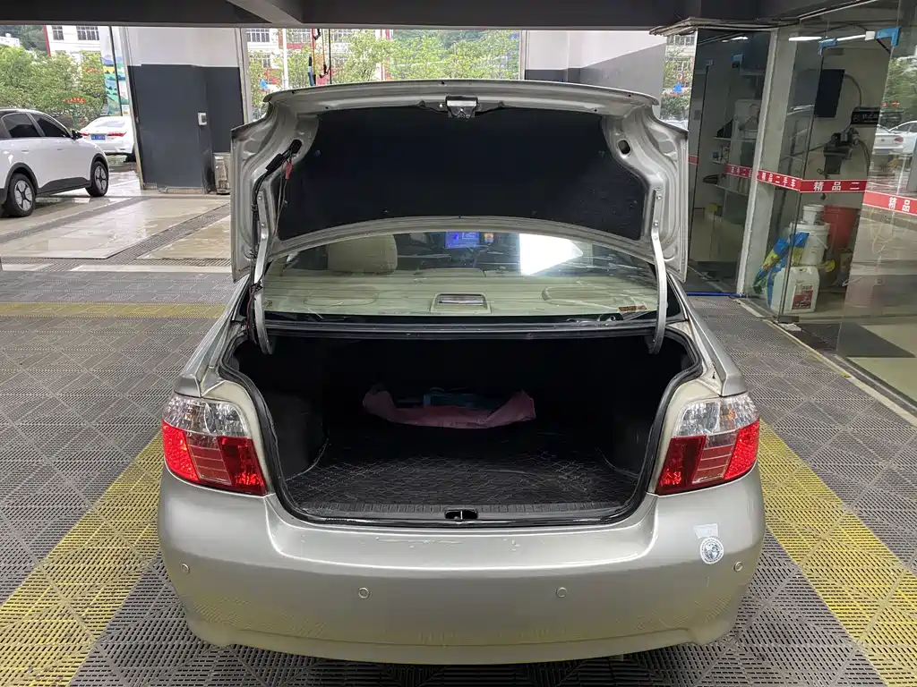 Toyota Vios 2006 1.5L GL-i AT