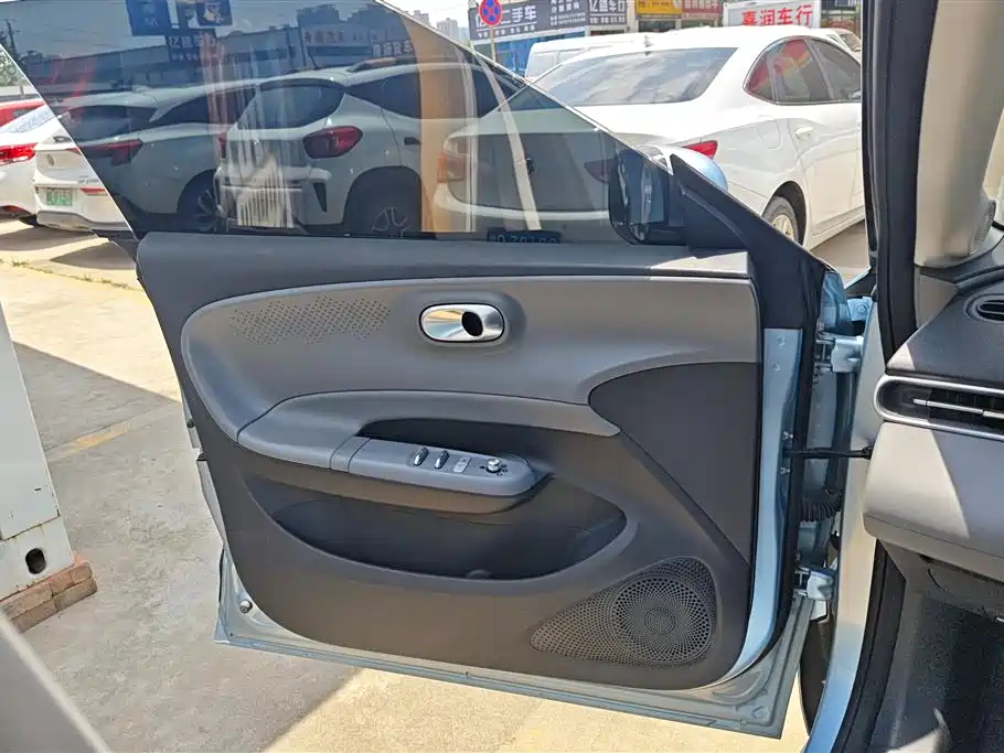 Dongfeng 01 2024 330 Air