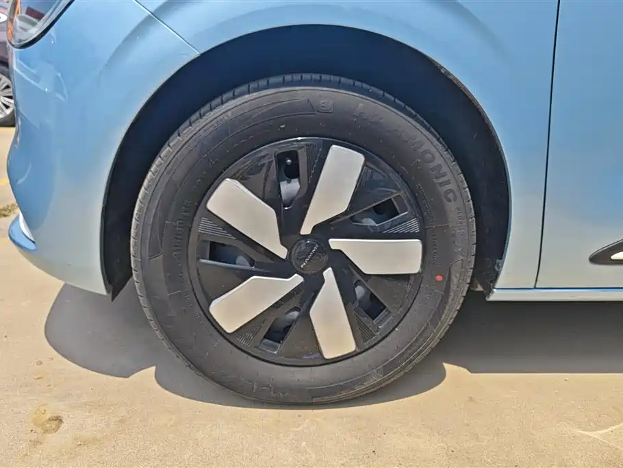 Dongfeng 01 2024 330 Air